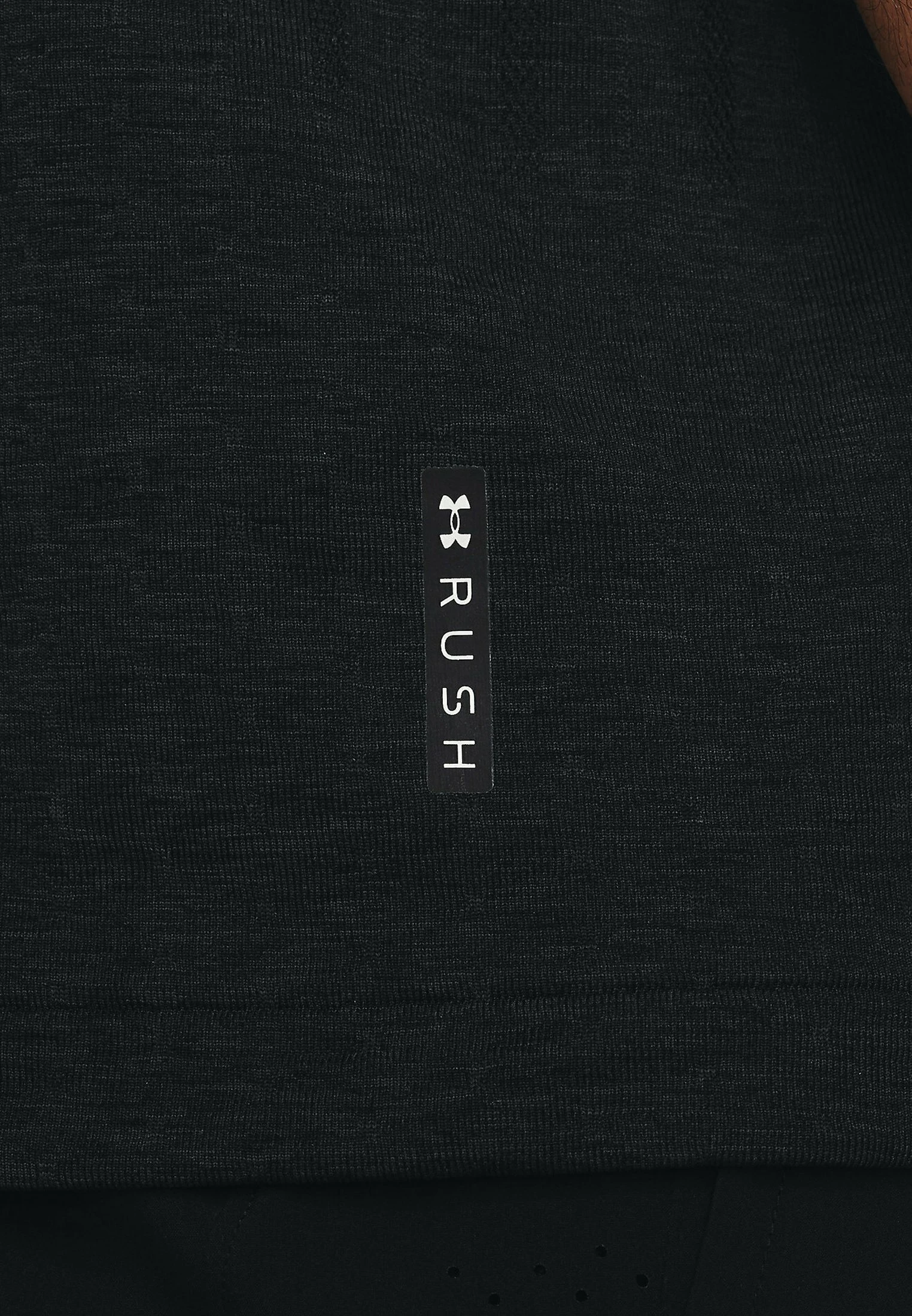 SHORT-SLEEVES RUSH SEAMLESS SS - T-shirt basic - black Under Armour SHORT-SLEEVES RUSH SEAMLESS SS - T-shirt Basic - Black -Under Armour shop 03e5aae2f2d0410e8568d129efb33d37