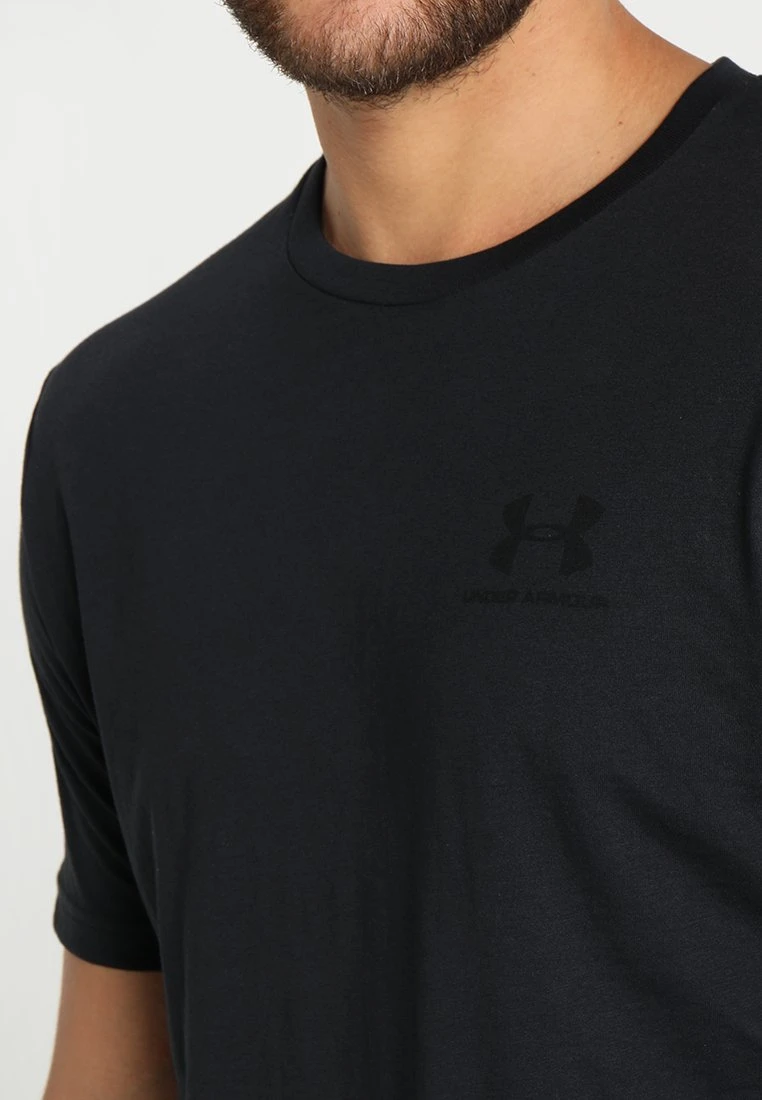 SPORTSTYLE LC SS - T-shirt basic - black /black Under Armour SPORTSTYLE LC SS - T-shirt Basic - Black /black -Under Armour shop 057561b0cf6e40c38559d8b281bd6259