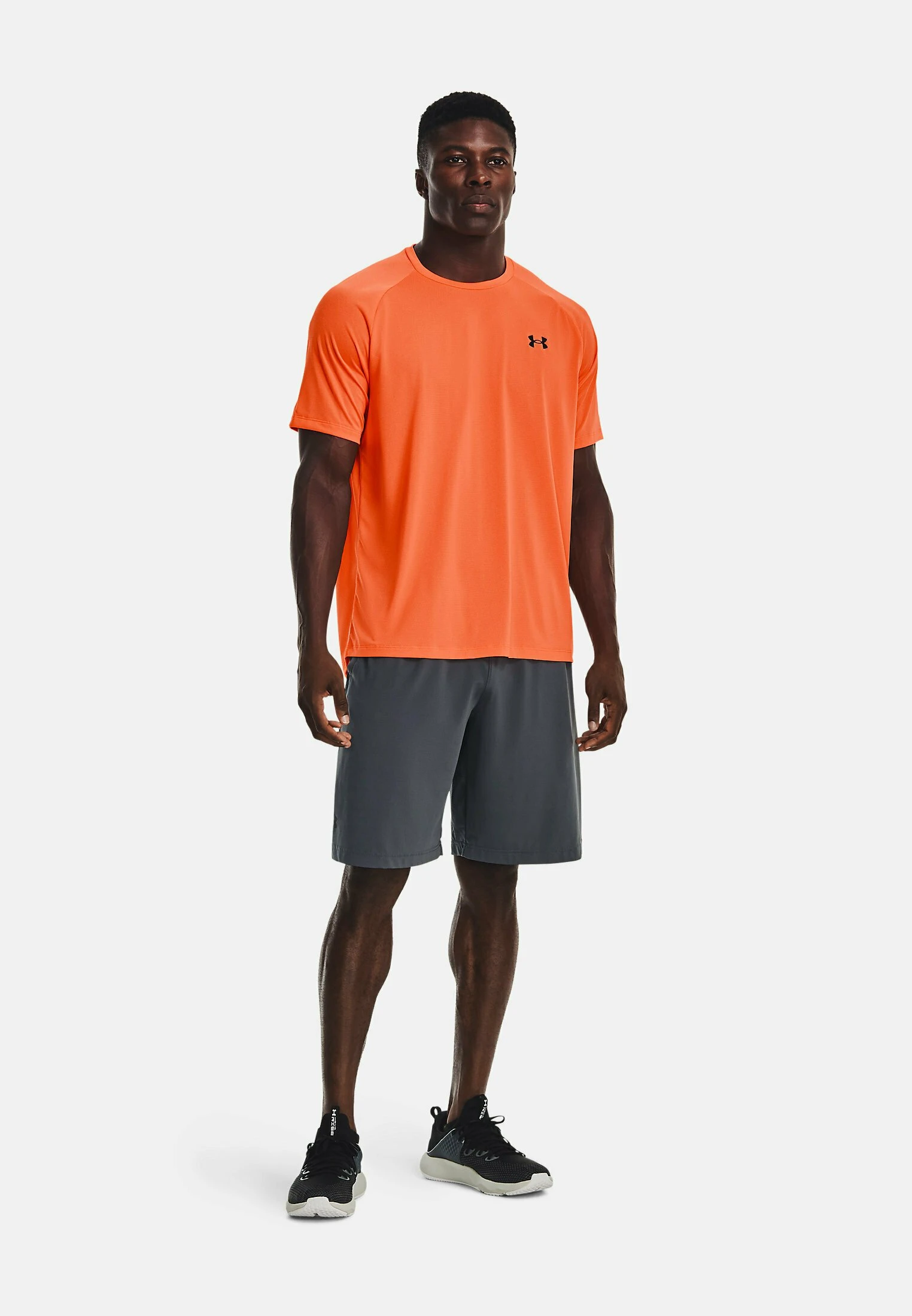 NOVELTY TECH 2.0 TRAININGS - T-shirt z nadrukiem - orange blast Under Armour NOVELTY TECH 2.0 TRAININGS - T-shirt Z Nadrukiem - Orange Blast -Under Armour shop 093db80ad39a467ab291e18849c19fdf