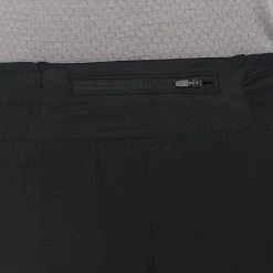 Under Armour SPEEDPOCKET 7 - Krótkie Spodenki Sportowe - Black 4 Under Armour SPEEDPOCKET 7 - Krótkie Spodenki Sportowe - Black -Under Armour shop 13a38840488d4c7d836a181e4e21a679 scaled