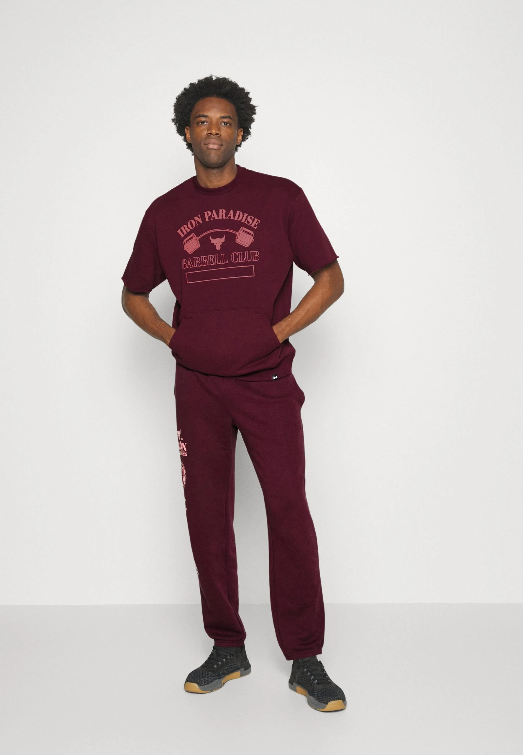 TERRY - Spodnie treningowe - dark maroon/deco rose Under Armour TERRY - Spodnie Treningowe - Dark Maroon/deco Rose -Under Armour shop 191b9c9365cd40c5b5675f04a4049ae7 scaled