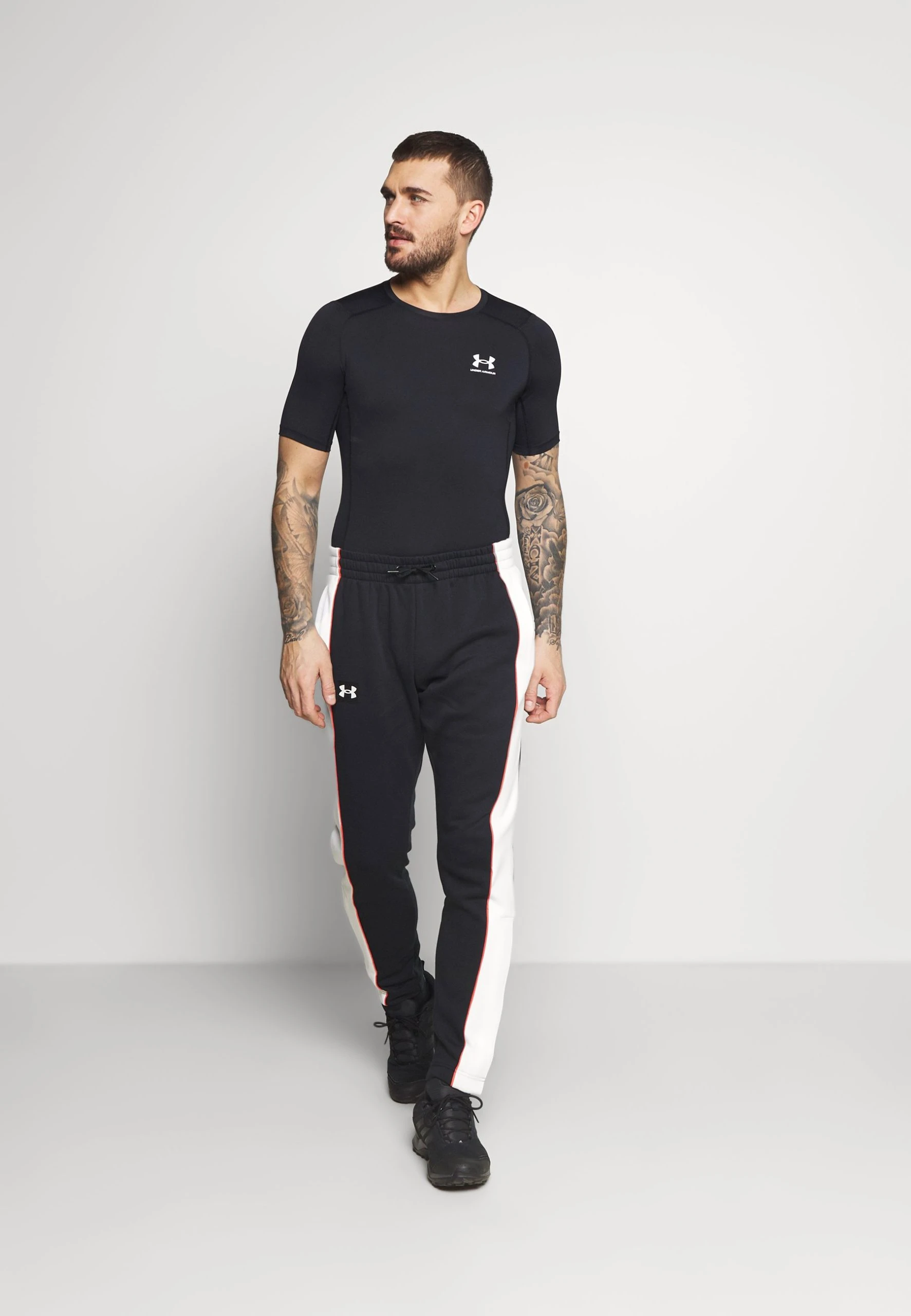 HG COMPRESSION - Koszulka sportowa - black Under Armour HG COMPRESSION - Koszulka Sportowa - Black -Under Armour shop 1c2b1b0d46c04a04bf8ea9be714a79f1 scaled