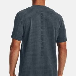 Under Armour SEAMLESS GRID - Koszulka Sportowa - Downpour Gray -Under Armour shop 1e1521f0ef4c49649cb8e058880f6c59