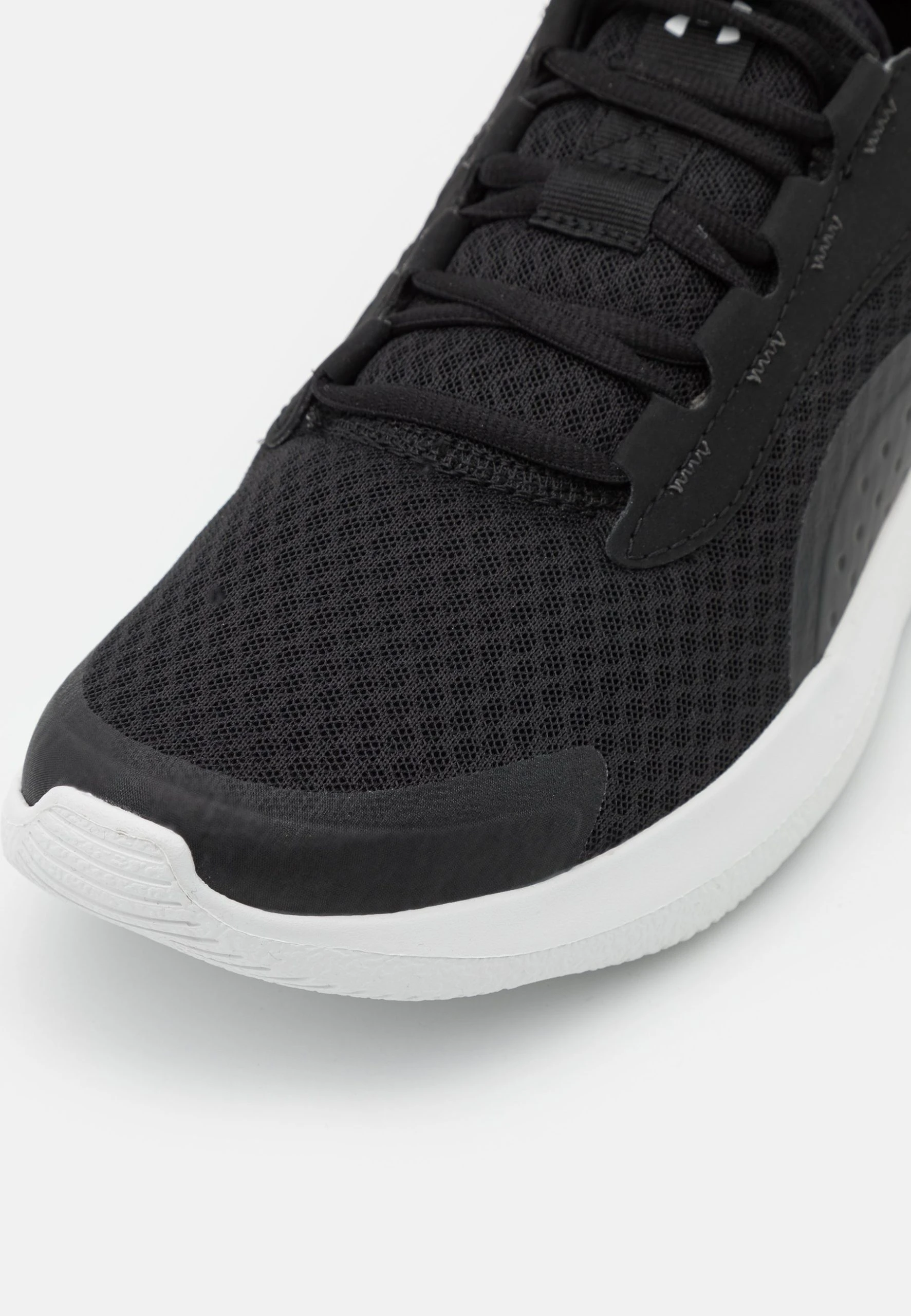 Under Armour VICTORY - Obuwie Do Biegania Treningowe - Black 6 Under Armour VICTORY - Obuwie Do Biegania Treningowe - Black - obrazek 6