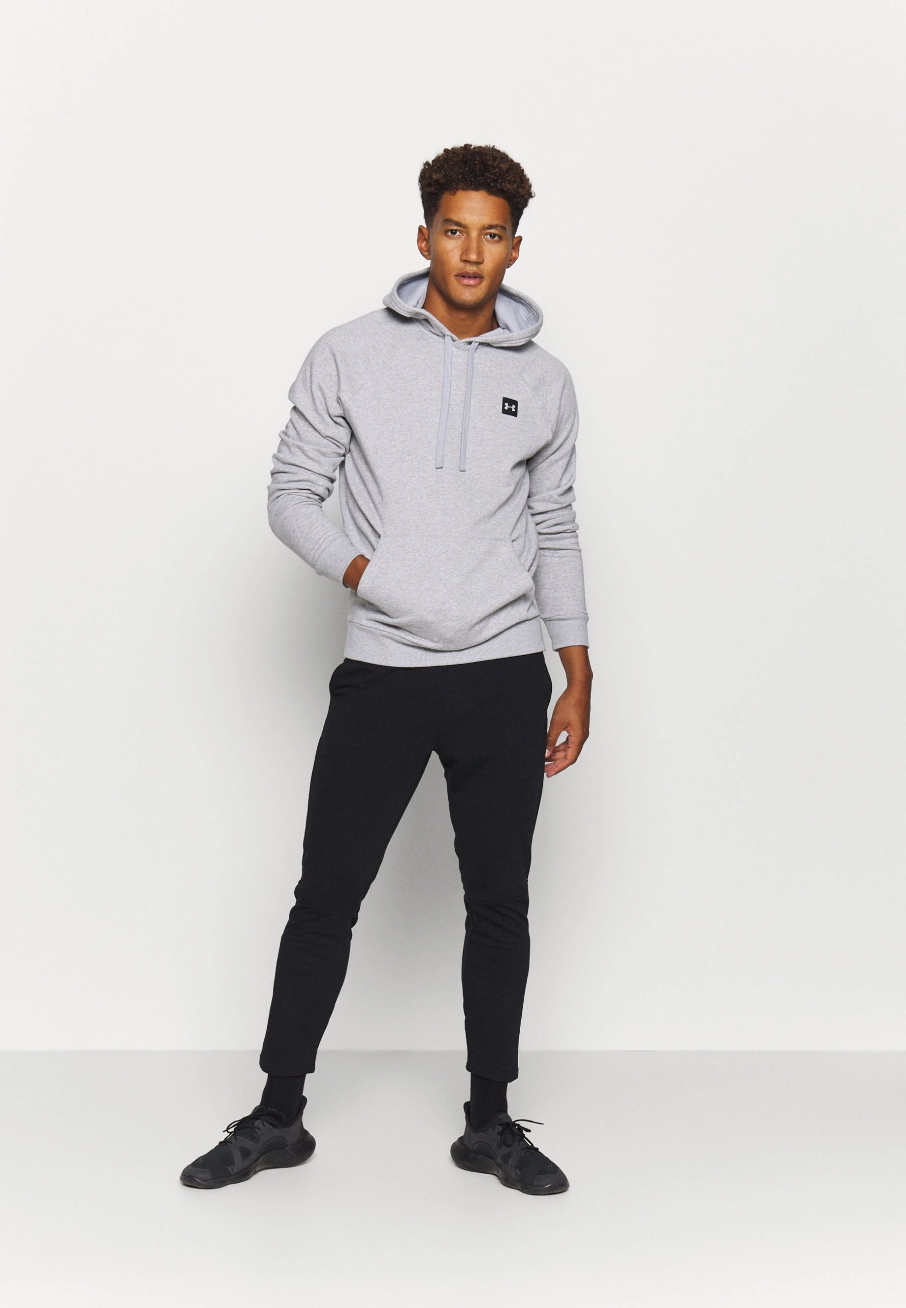 Under Armour RIVAL HOODIE - Bluza Z Kapturem - Mod Gray Light Heather 2 Under Armour RIVAL HOODIE - Bluza Z Kapturem - Mod Gray Light Heather - obrazek 2