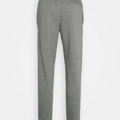 Under Armour RIVAL JOGGERS - Spodnie Treningowe - Pitch Gray Light Heather -Under Armour shop 20542e4e5e6541e2884aa929f1933ef9 scaled