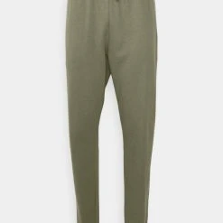 Under Armour RIVAL JOGGERS - Spodnie Treningowe - Marine Od Green/white -Under Armour shop 28d6ab48ab3444d6a3672ff1e85742b6 scaled