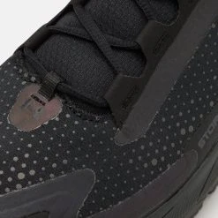 Under Armour HOVR SONIC 5 STORM - Obuwie Do Biegania Treningowe - Black -Under Armour shop 2b0291661f4642d0a50ea2dc996e18fd