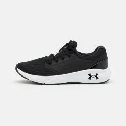 Under Armour CHARGED VANTAGE - Obuwie Do Biegania Treningowe - Black
