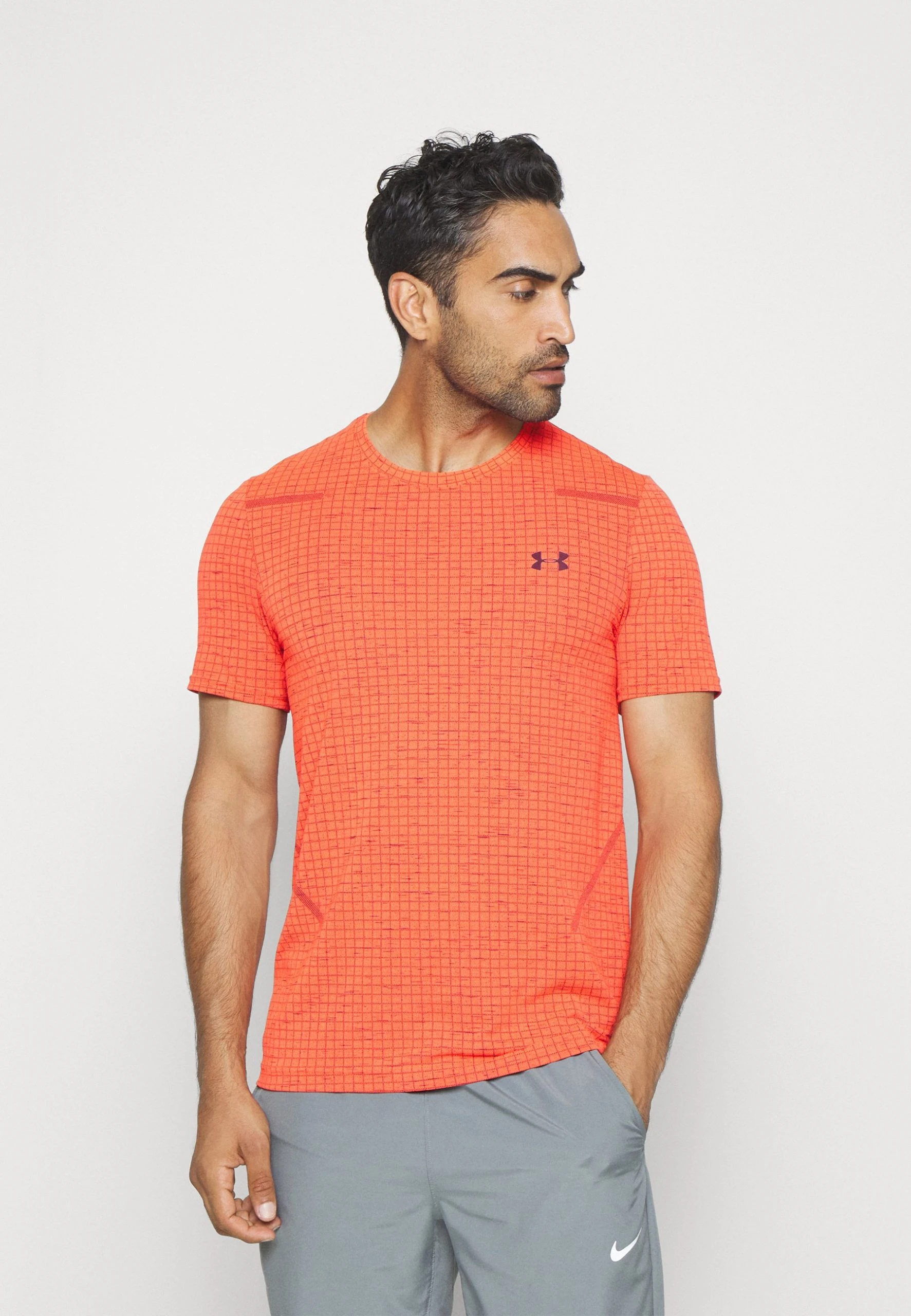 SEAMLESS GRID - Koszulka sportowa - beta/dark maroon Under Armour SEAMLESS GRID - Koszulka Sportowa - Beta/dark Maroon -Under Armour shop 3770a67bf1ca44da8317b7bb172a78a3 scaled