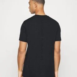 Under Armour SEAMLESS GRID - Koszulka Sportowa - Black/mod Gray 8 Under Armour SEAMLESS GRID - Koszulka Sportowa - Black/mod Gray -Under Armour shop 393ac5a408b54b229ffd202e01273448 scaled