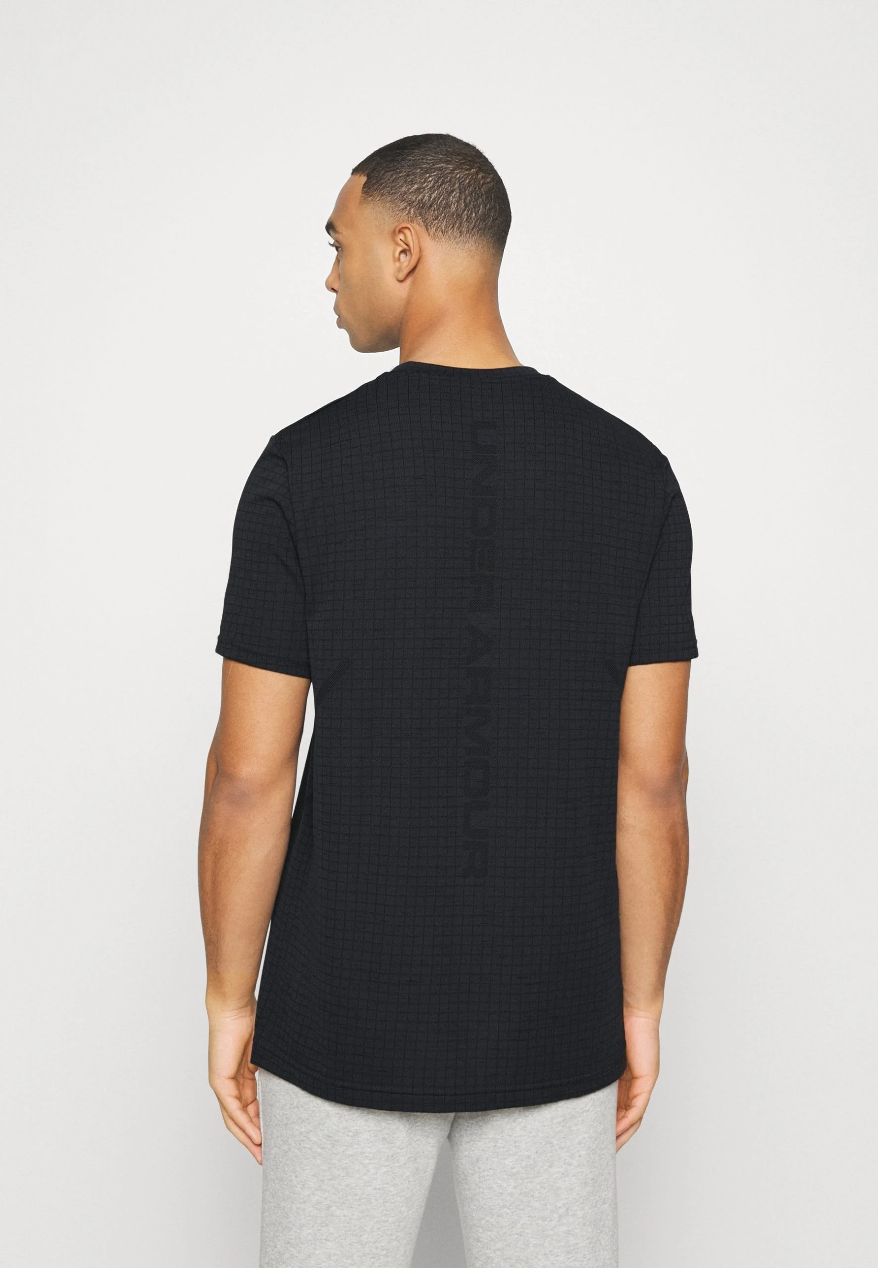 Under Armour SEAMLESS GRID - Koszulka Sportowa - Black/mod Gray 3 Under Armour SEAMLESS GRID - Koszulka Sportowa - Black/mod Gray - obrazek 3