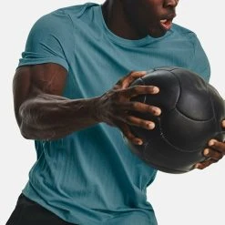 Under Armour SHORT-SLEEVES RUSH SEAMLESS SS - T-shirt Basic - Glacier Blue 2 Under Armour SHORT-SLEEVES RUSH SEAMLESS SS - T-shirt Basic - Glacier Blue -Under Armour shop 3b85f5f26e1a41278182c61a66e9fae8