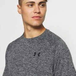 Under Armour TECH 2.0 TEE - Koszulka Sportowa - Black 4 Under Armour TECH 2.0 TEE - Koszulka Sportowa - Black -Under Armour shop 4159bed872fd4731b237ed95ea91f643 scaled