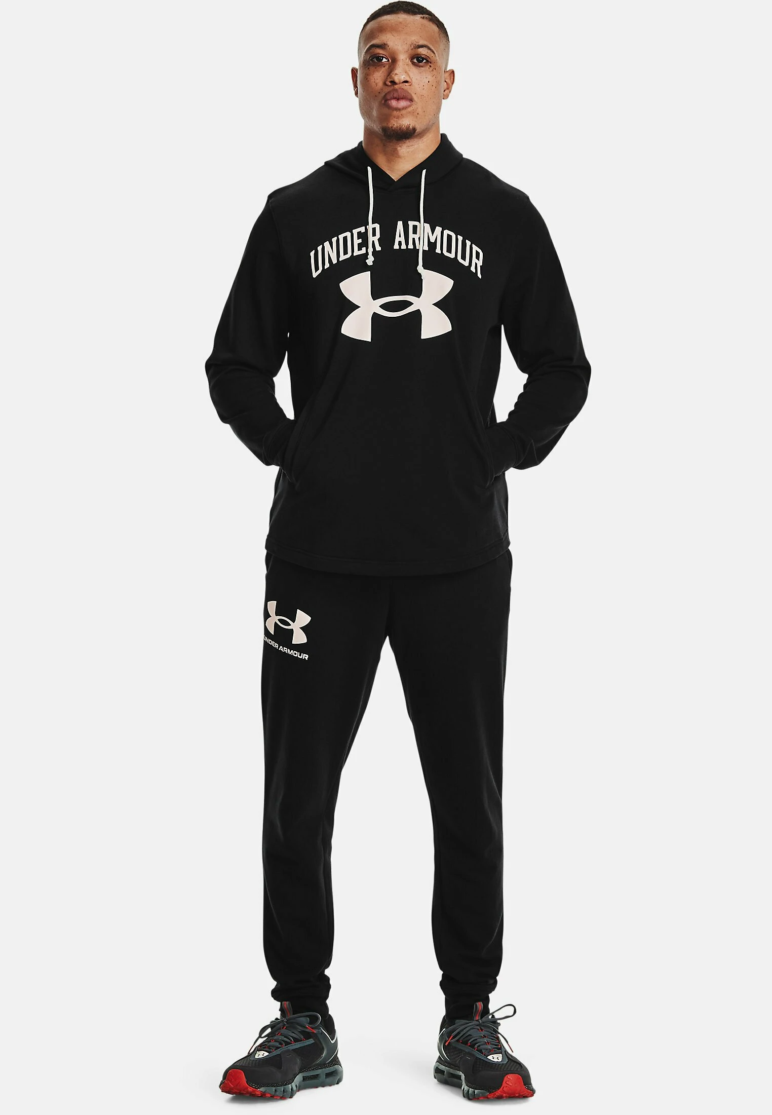 RIVAL TERRY BIG LOGO HD-WHT - Bluza z kapturem - black Under Armour RIVAL TERRY BIG LOGO HD-WHT - Bluza Z Kapturem - Black -Under Armour shop 47093807da72441485877aa03ece7098