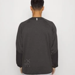 Under Armour TERRAIN TERRY CREW - Bluza - Black 2 Under Armour TERRAIN TERRY CREW - Bluza - Black -Under Armour shop 4a1fb220255f4f8dbf8f0ebab84f961c scaled