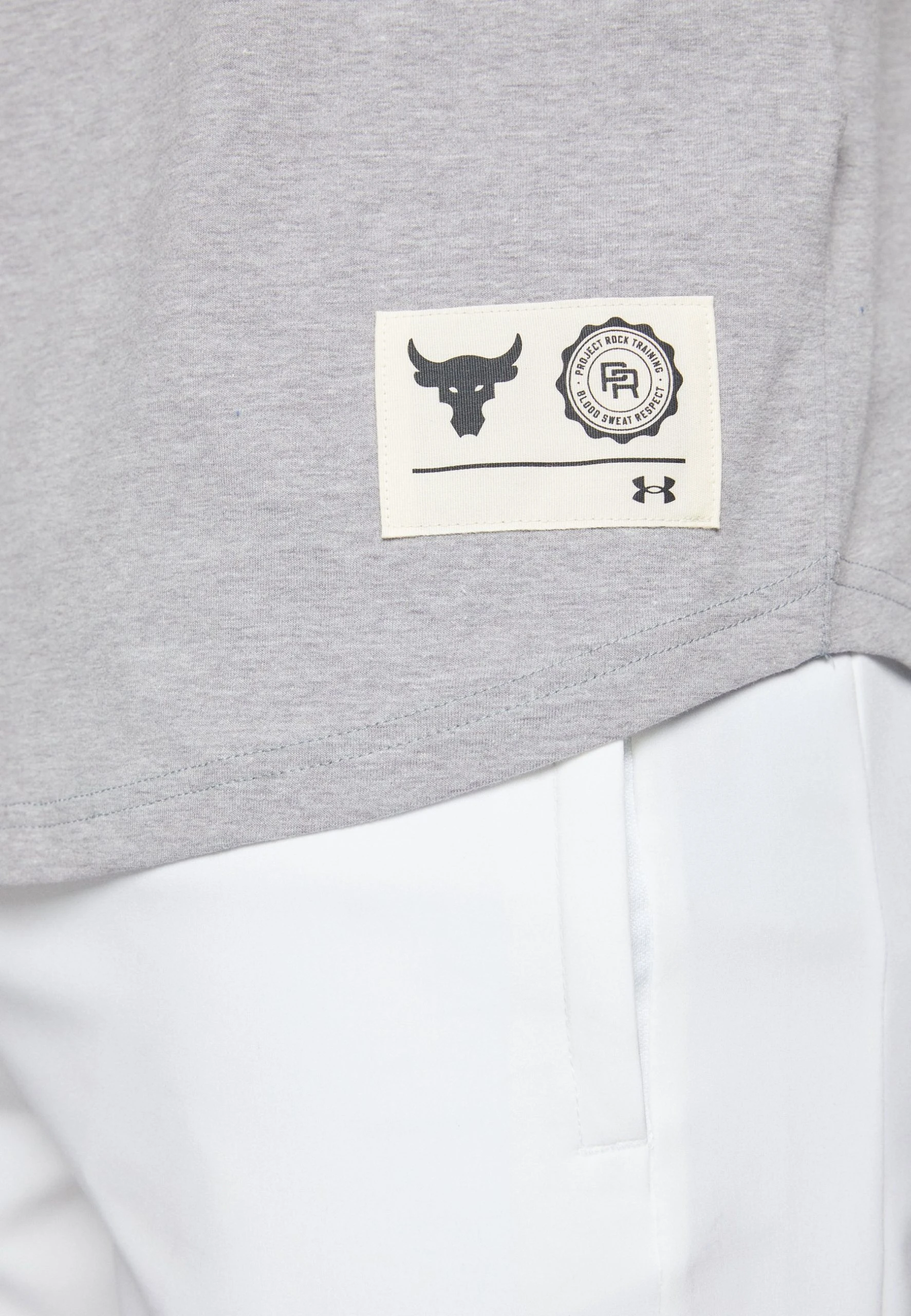 ROCK CHAMP - T-shirt z nadrukiem - steel light heather/blue mirage Under Armour ROCK CHAMP - T-shirt Z Nadrukiem - Steel Light Heather/blue Mirage -Under Armour shop 4c524f3a2a6b48028f1fd19cfd639516 scaled