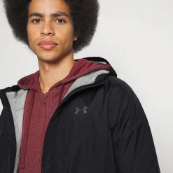 Under Armour CLOUDSTRIKE 2.0 - Kurtka Hardshell - Black/pitch Gray -Under Armour shop 4c5e5358d6df4ea0984e2494e8996467 scaled