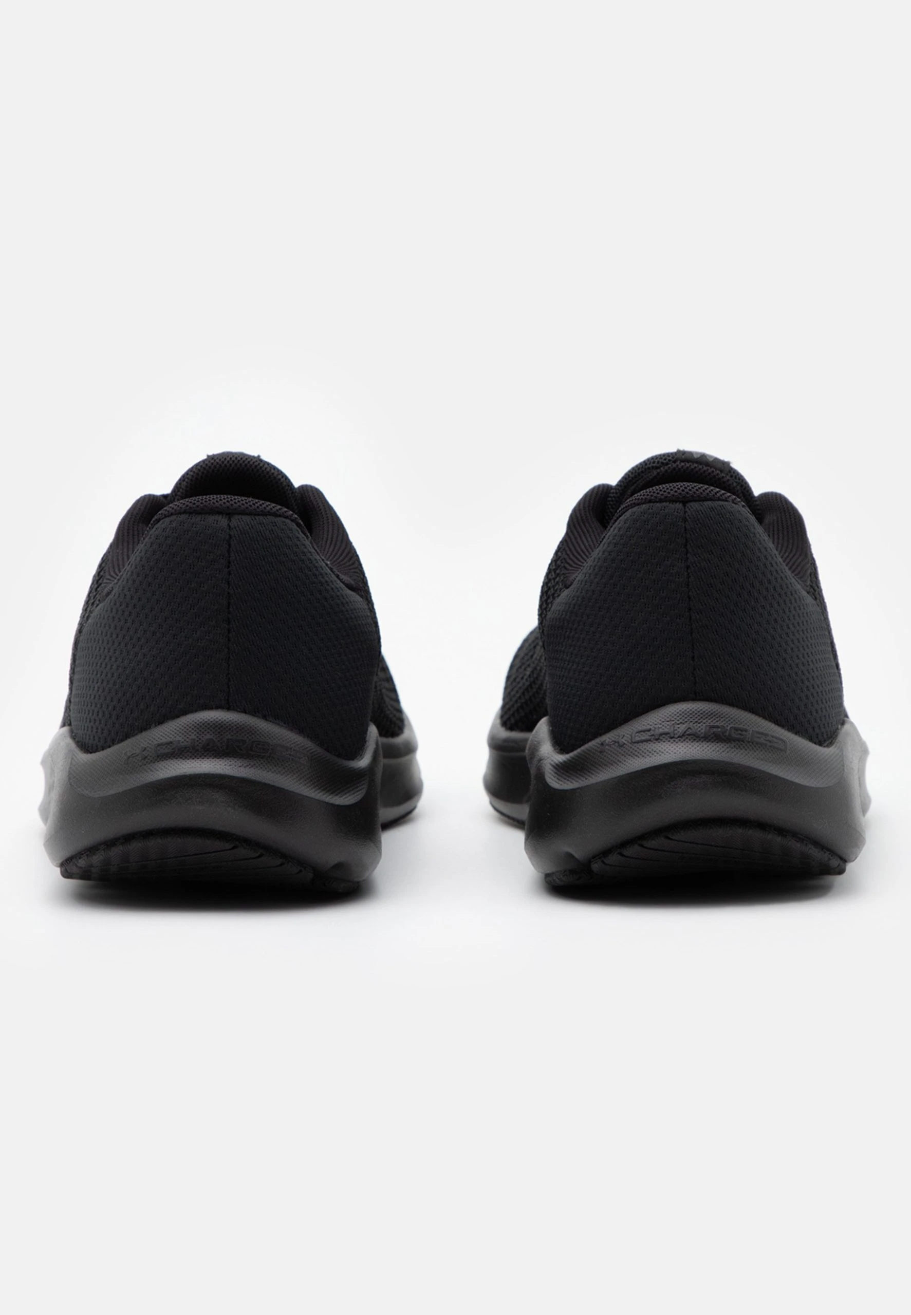 Under Armour CHARGED PURSUIT 3 - Obuwie Do Biegania Treningowe - Black 3 Under Armour CHARGED PURSUIT 3 - Obuwie Do Biegania Treningowe - Black - obrazek 3