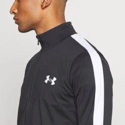 Under Armour Dres - Black -Under Armour shop 4fe0c9fc77cb4c09b9d04dd9572dd310 scaled