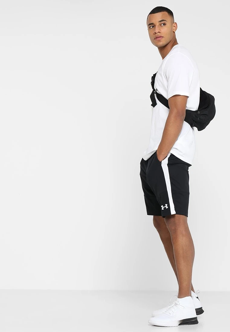 STYLE LOGO - T-shirt z nadrukiem - white/black Under Armour STYLE LOGO - T-shirt Z Nadrukiem - White/black -Under Armour shop 50b602690a4c4d7dbe69a2b50caa5ad3