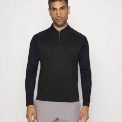 Under Armour TECH 2.0 NOVELTY ZIP - Bluzka Z Długim Rękawem - Black/pitch Gray 2 Under Armour TECH 2.0 NOVELTY ZIP - Bluzka Z Długim Rękawem - Black/pitch Gray -Under Armour shop 53da744fbdd84a1f838d59de476f2493 scaled