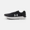 Under Armour CHARGED ROGUE - Obuwie Do Biegania Treningowe - Black