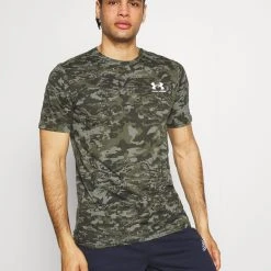 Under Armour CAMO - T-shirt Z Nadrukiem - Baroque Green