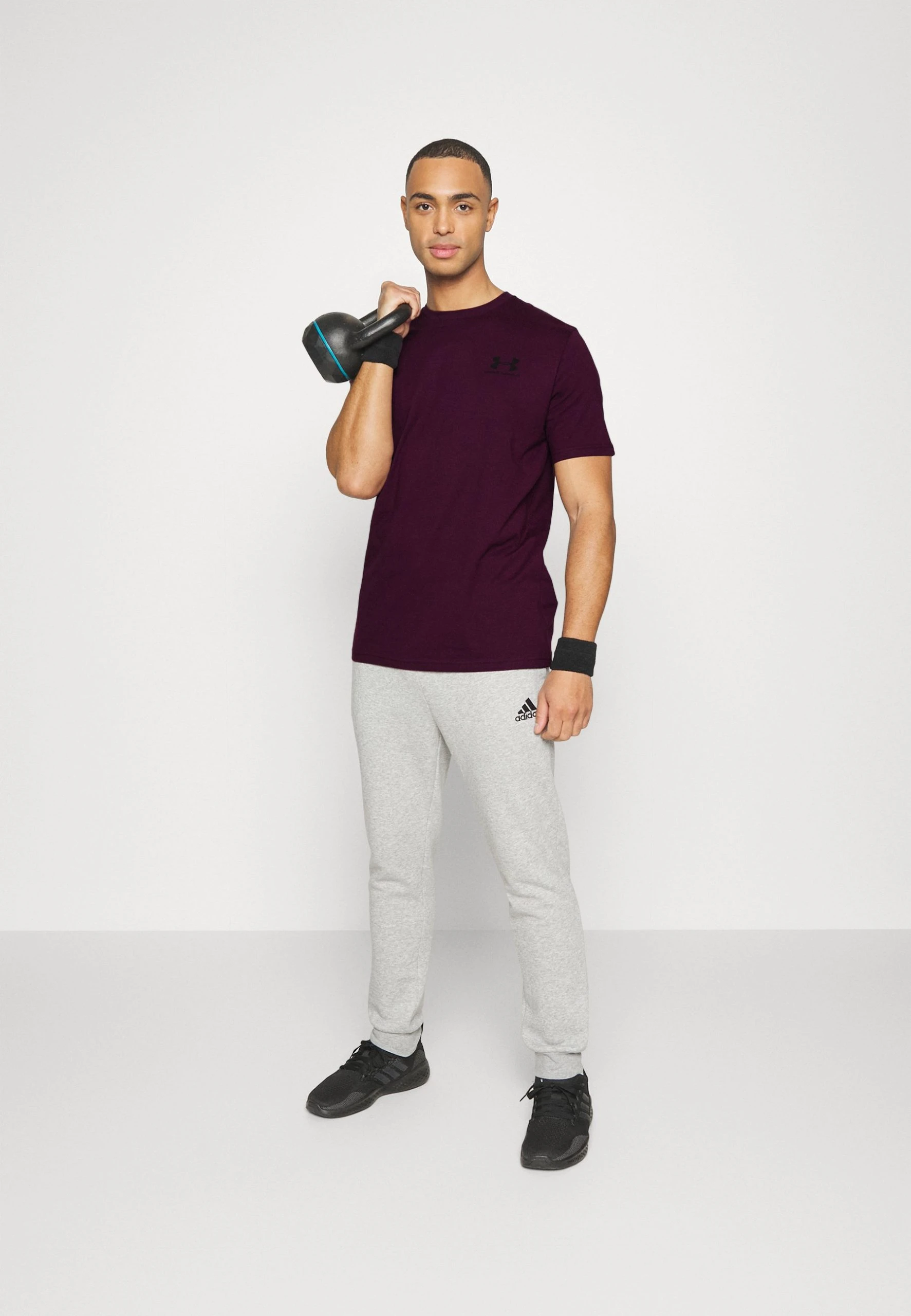 SPORTSTYLE - T-shirt basic - purple stone Under Armour SPORTSTYLE - T-shirt Basic - Purple Stone -Under Armour shop 5e9b65b6ffd141989e799002e8869304 scaled