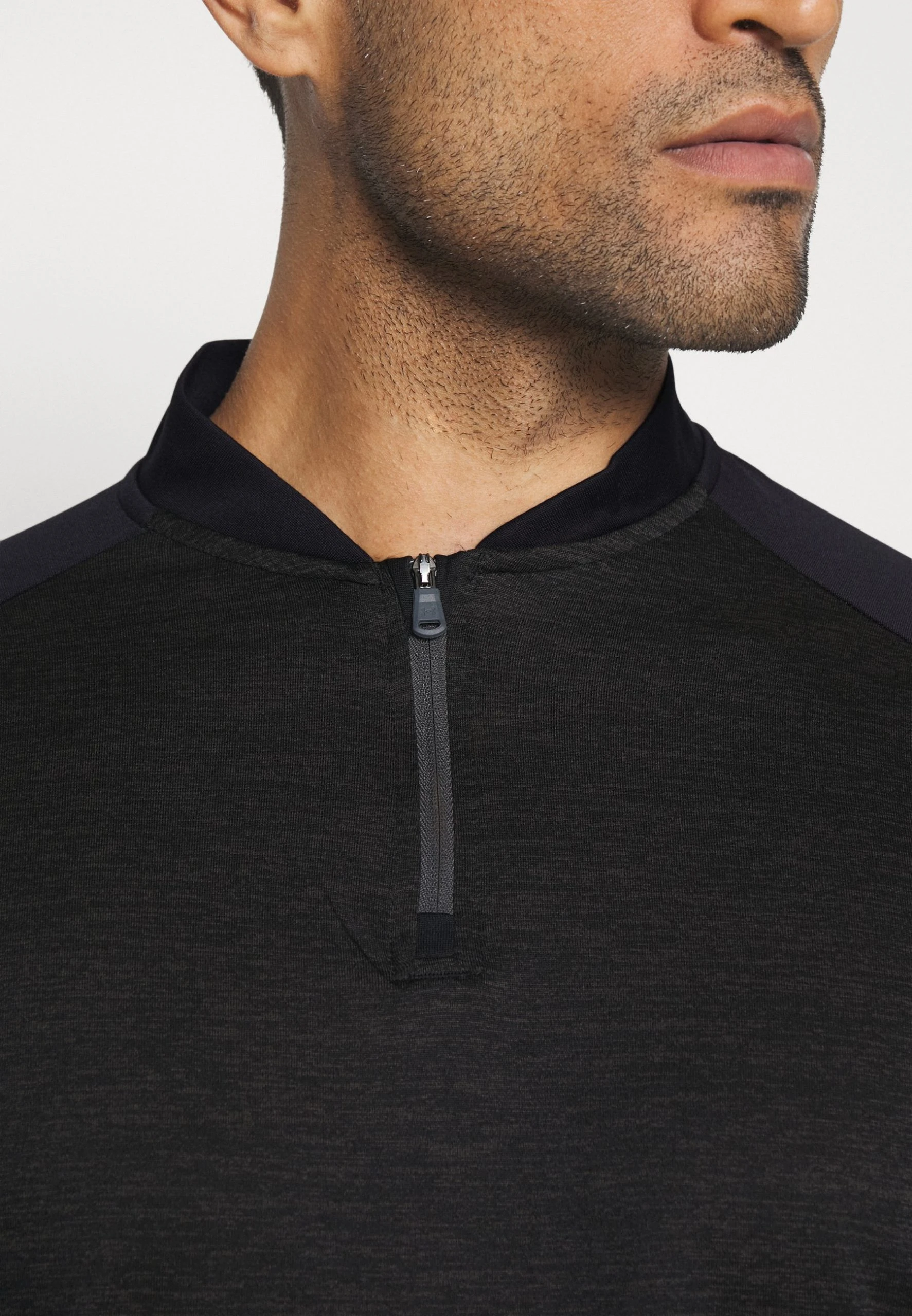 TECH 2.0 NOVELTY ZIP - Bluzka z długim rękawem - black/pitch gray Under Armour TECH 2.0 NOVELTY ZIP - Bluzka Z Długim Rękawem - Black/pitch Gray -Under Armour shop 5f0b0567e4e9448d87a6af76bf67727a scaled