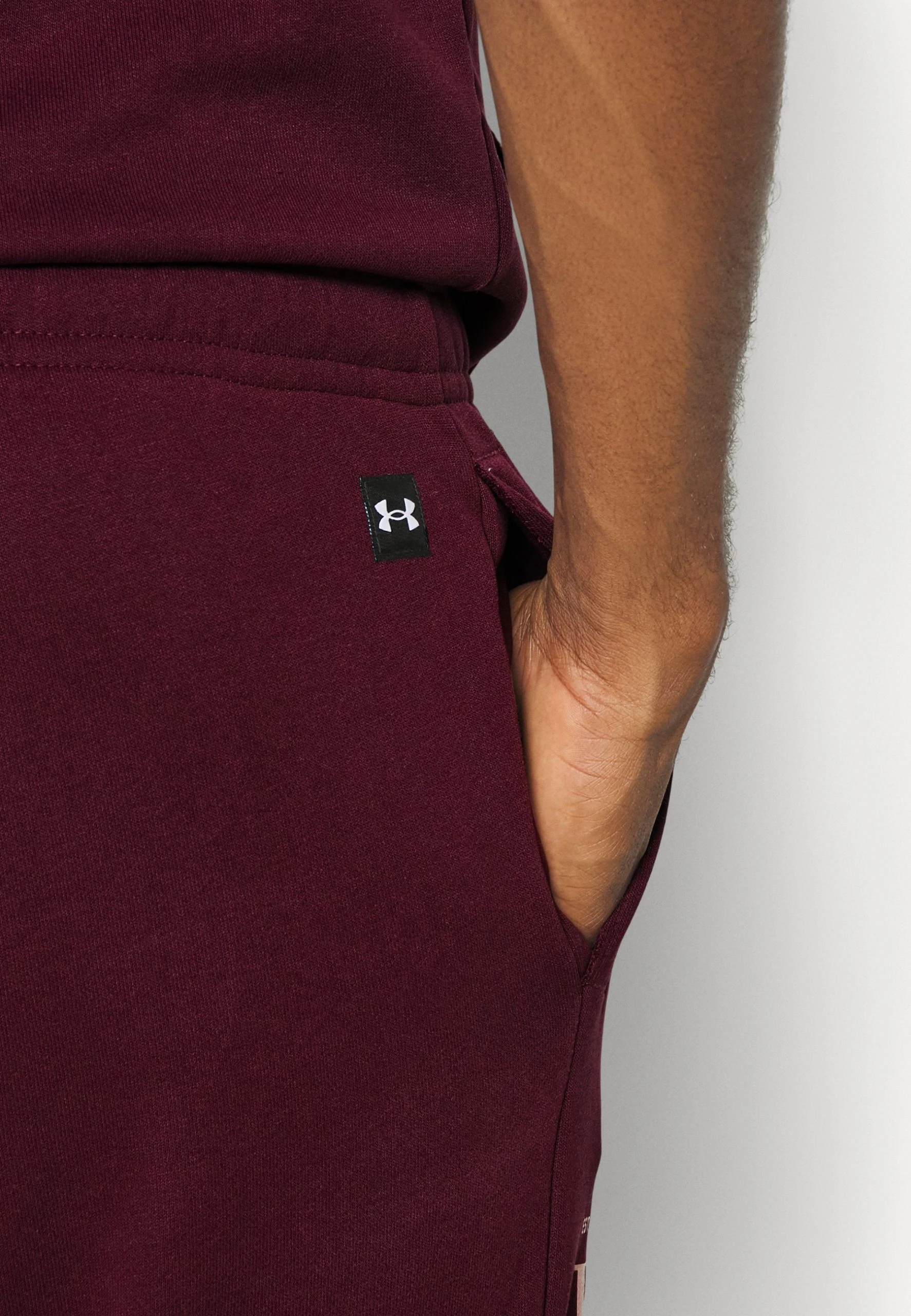 TERRY - Spodnie treningowe - dark maroon/deco rose Under Armour TERRY - Spodnie Treningowe - Dark Maroon/deco Rose -Under Armour shop 5f5f3291ef0a4976a64e9f2b953caad2 scaled