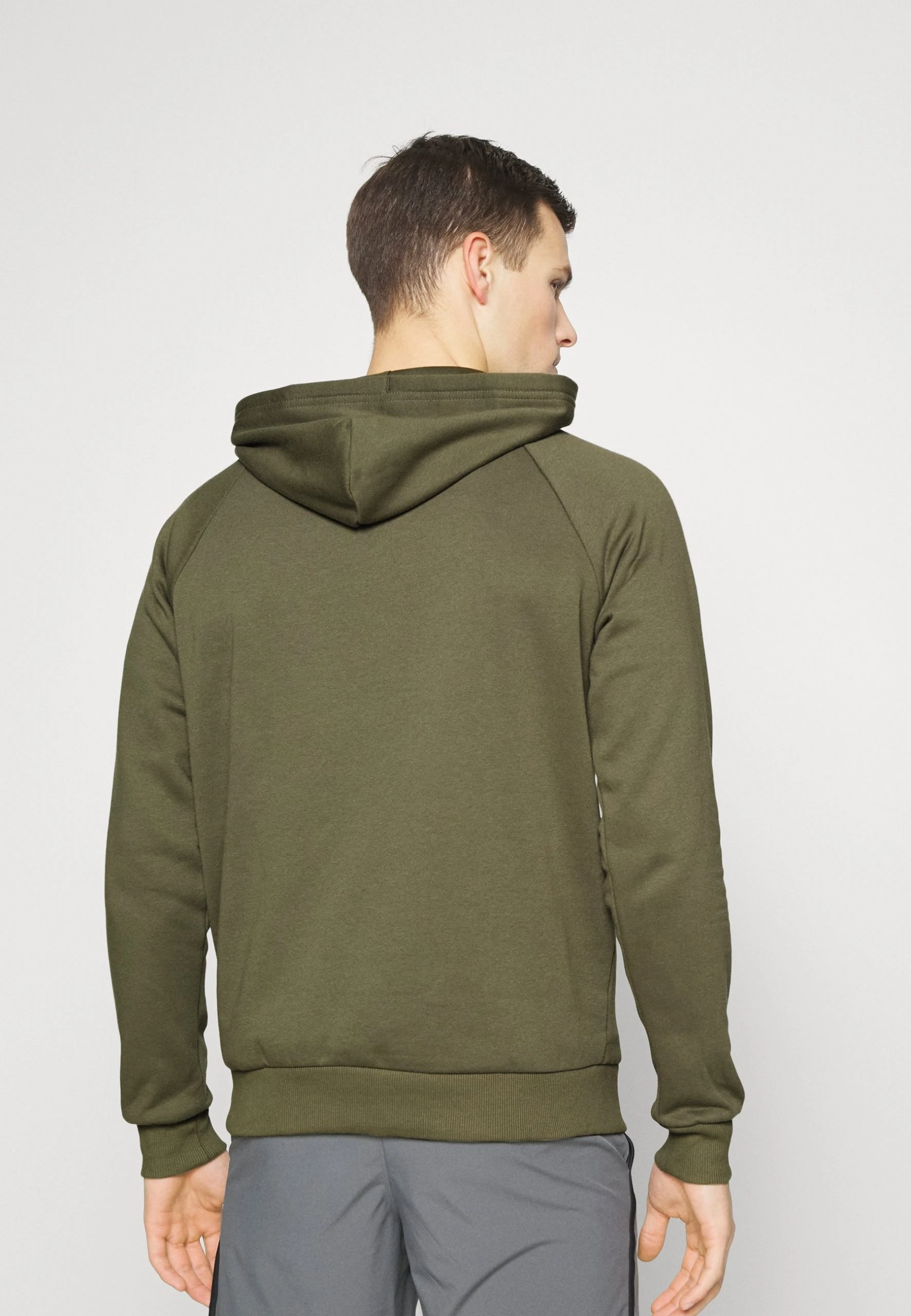 RIVAL 1/2 ZIP - Bluza rozpinana - marine green/onyx white Under Armour RIVAL 1/2 ZIP - Bluza Rozpinana - Marine Green/onyx White -Under Armour shop 60b6ac0c031346adb800a2b86983659f scaled