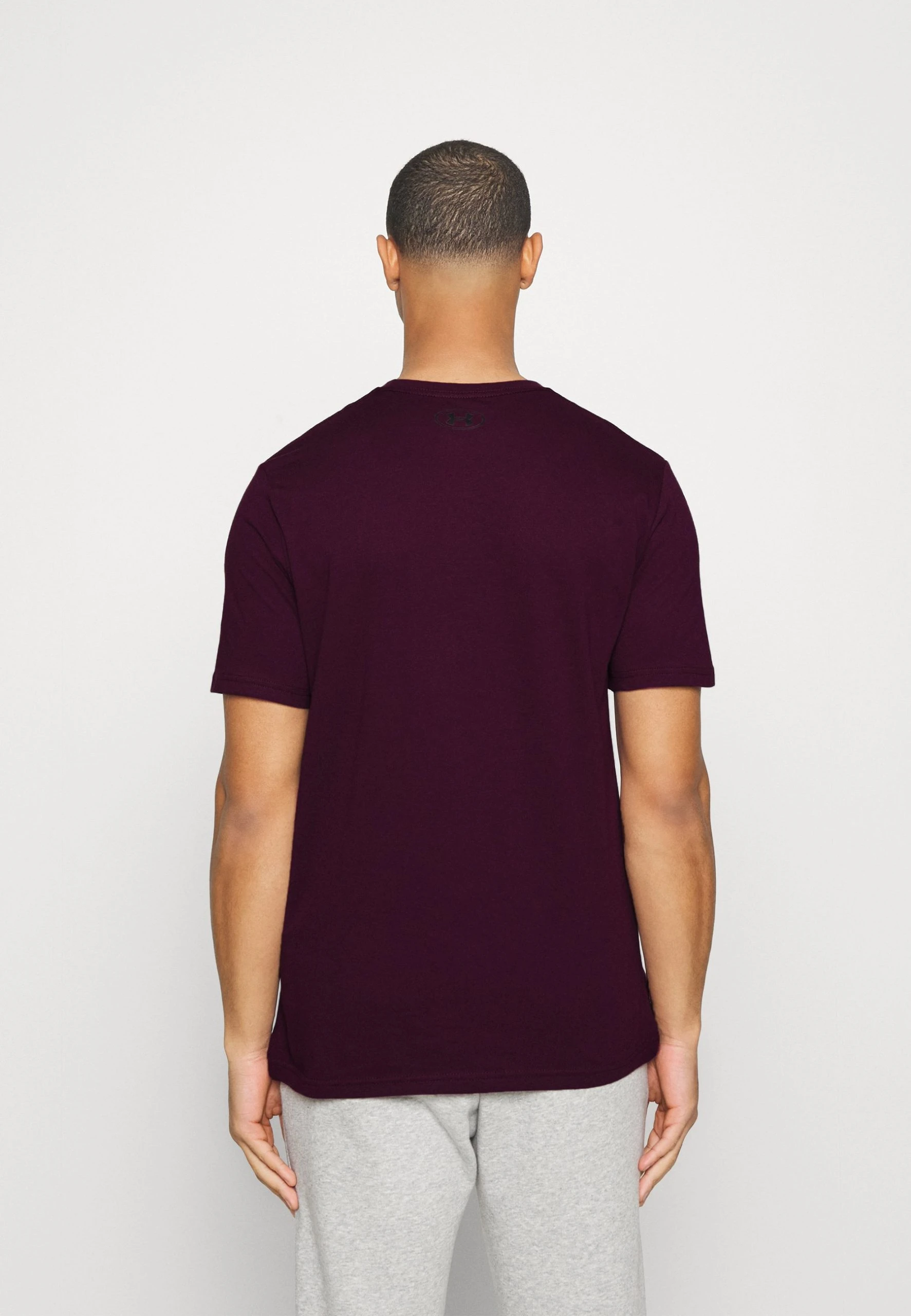 SPORTSTYLE - T-shirt basic - purple stone Under Armour SPORTSTYLE - T-shirt Basic - Purple Stone -Under Armour shop 62dfcc9fa26844cca38bf96a842ede87 scaled