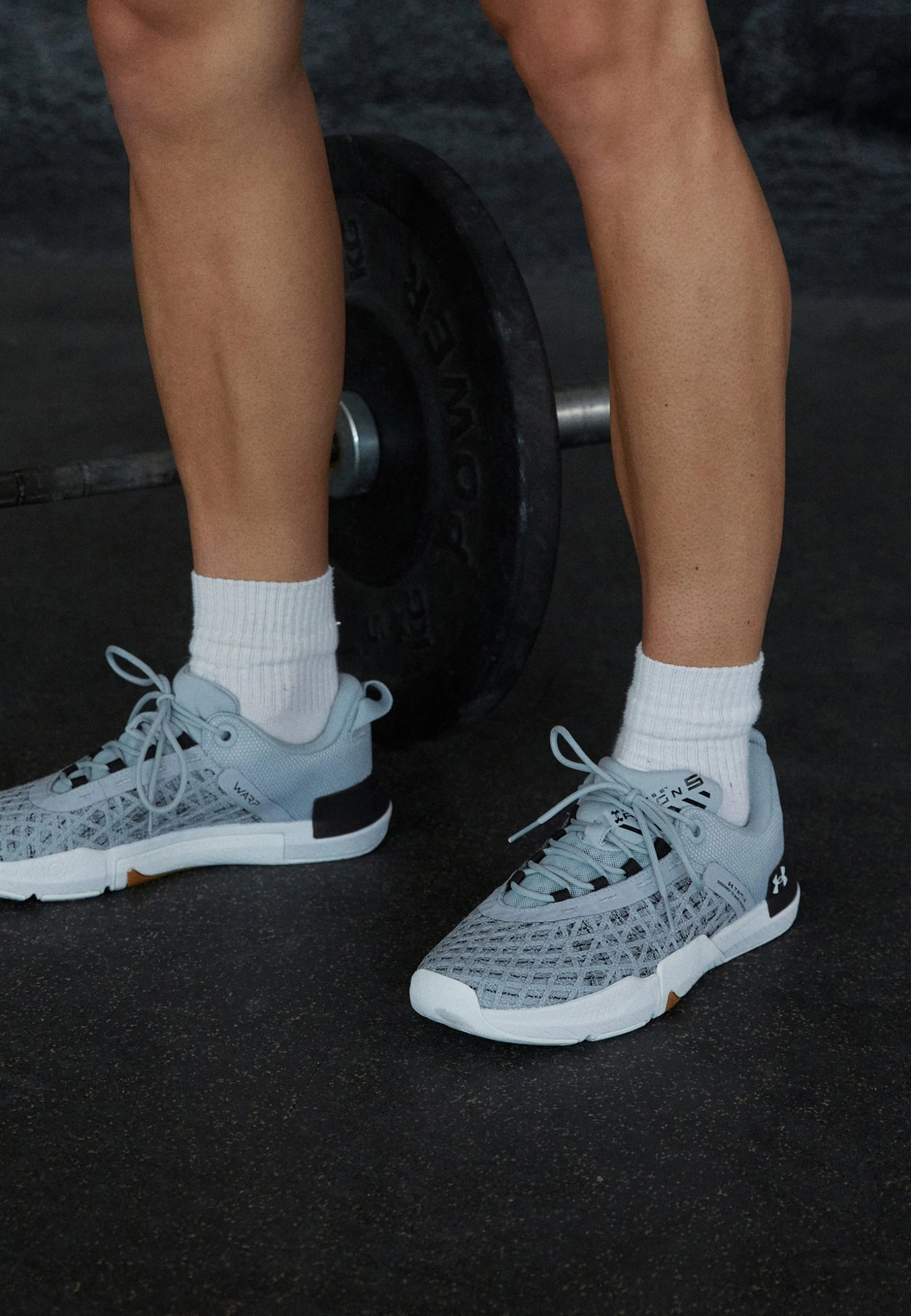 TRIBASE REIGN 5 - Obuwie treningowe - mod gray Under Armour TRIBASE REIGN 5 - Obuwie Treningowe - Mod Gray -Under Armour shop 64b424876f2843c680e41598d7d80f14 scaled