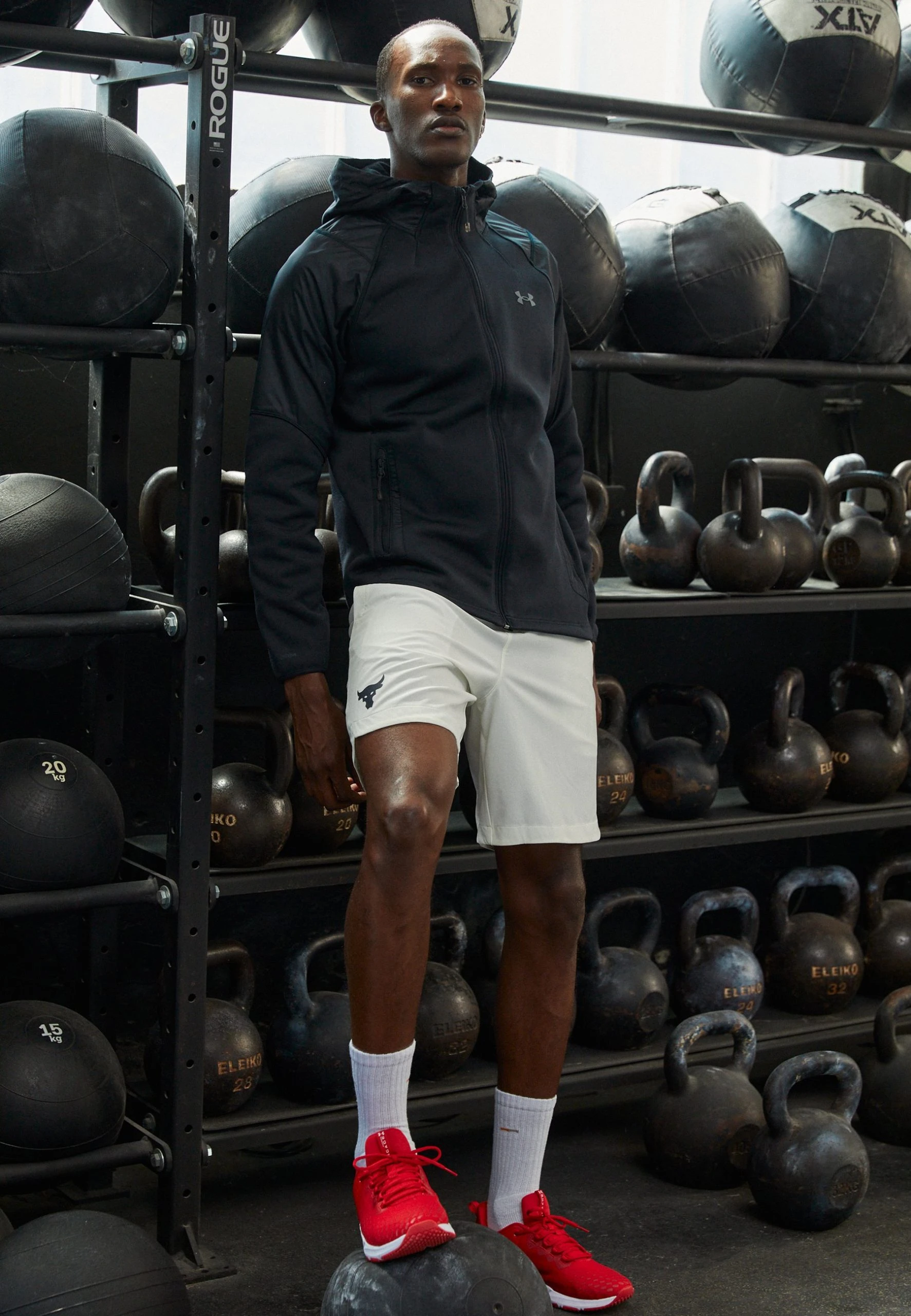 SWACKET - Kurtka sportowa - black/pitch gray Under Armour SWACKET - Kurtka Sportowa - Black/pitch Gray -Under Armour shop 654260d1aa164a9383e6f9e50eb085f4 scaled