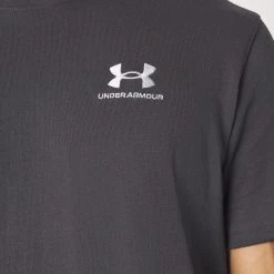 Under Armour LOGO HEAVYWEIGHT - T-shirt Basic - Jet Gray/rise -Under Armour shop 6e8db82d07a74a1eb8ce3a79d4dd0d50 scaled