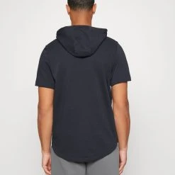 Under Armour T-shirt Z Nadrukiem - Black/ivory -Under Armour shop 7341699a662a4108989434b3952584d9 scaled