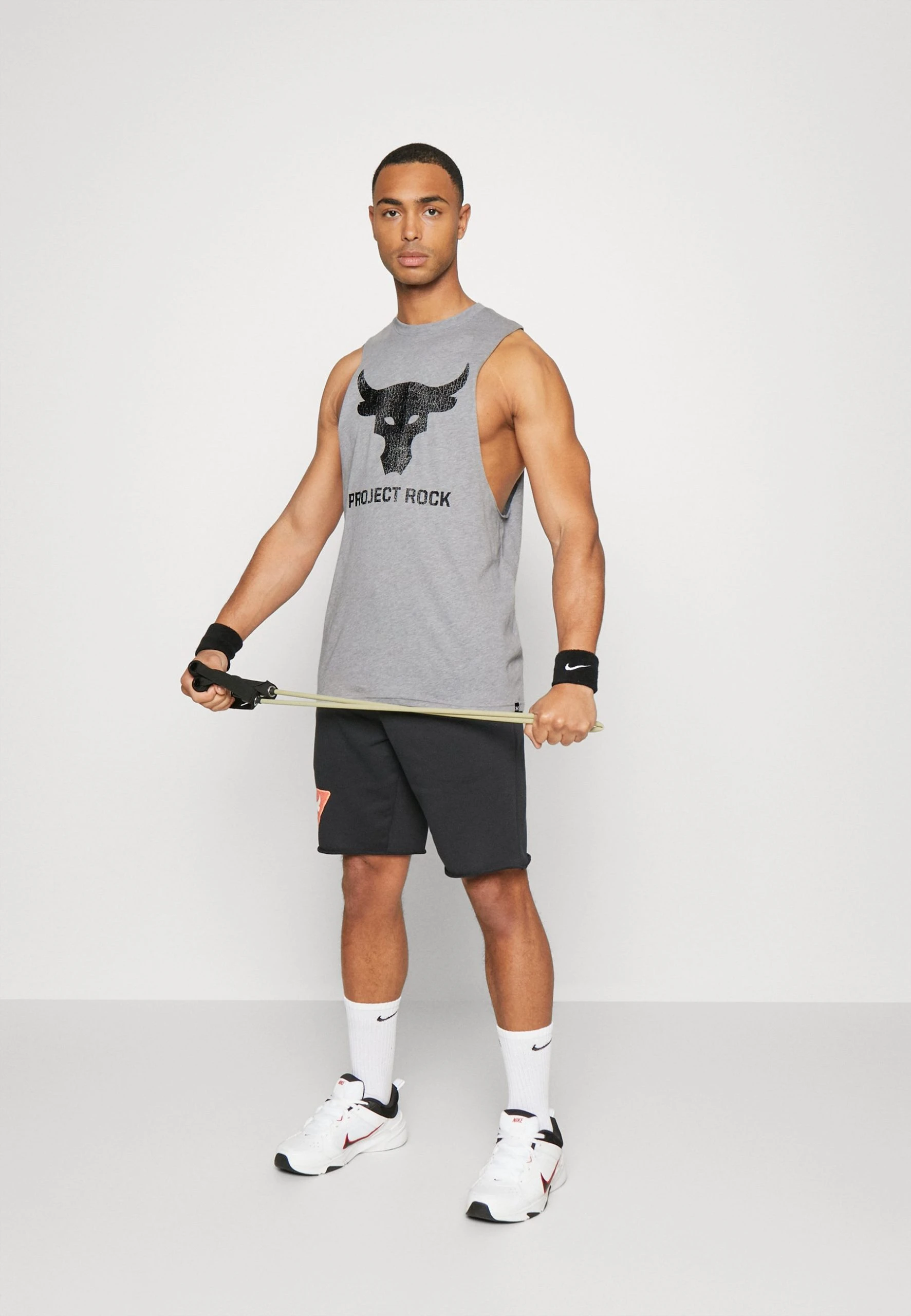 Under Armour PROJECT ROCK BRAHMA BULL TANK - Top - Steel Light Heather/black 2 Under Armour PROJECT ROCK BRAHMA BULL TANK - Top - Steel Light Heather/black - obrazek 2