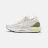 Under Armour PHANTOM - Obuwie Do Biegania Treningowe - Stone/tent/quirky Lime