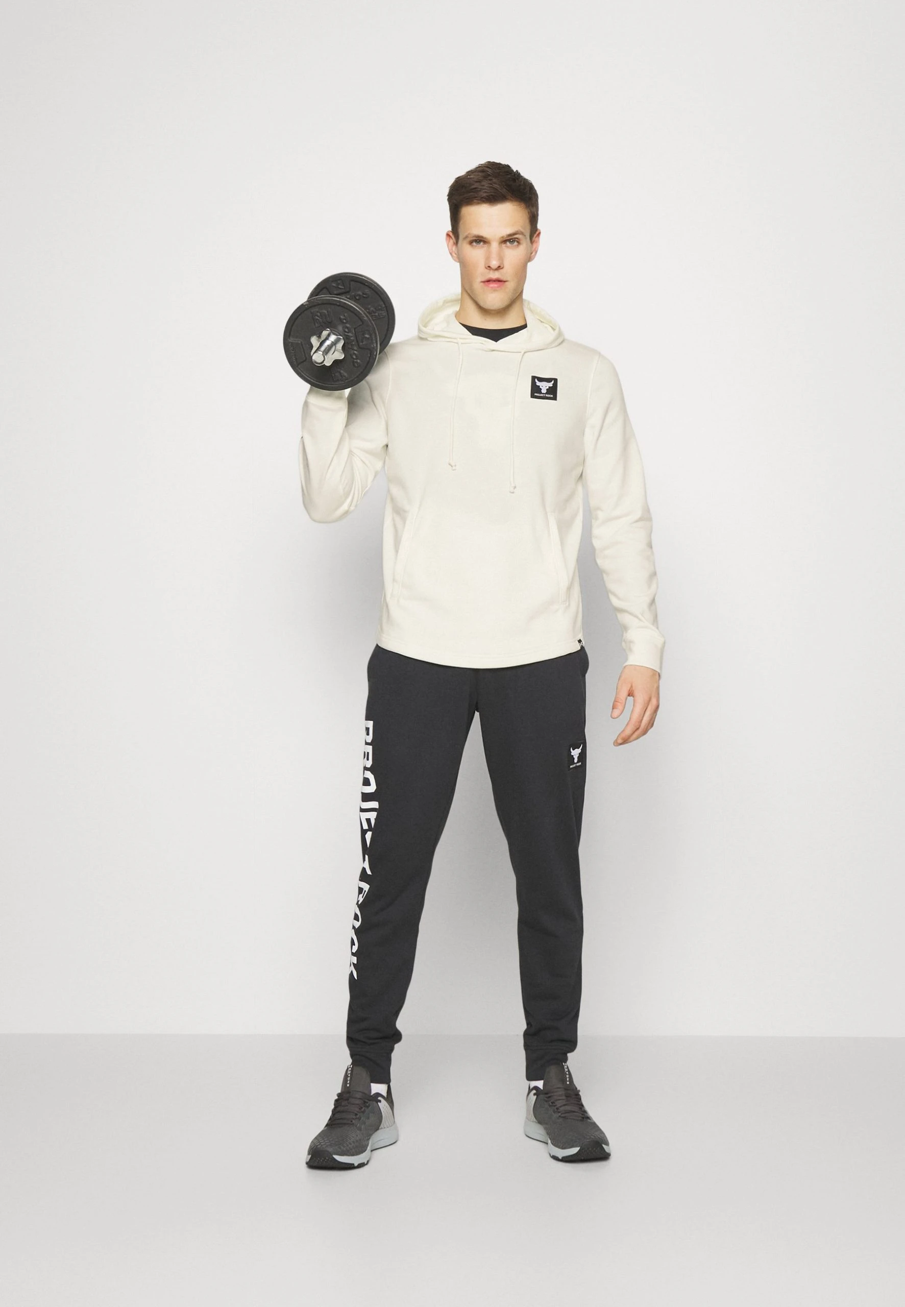 Bluza - ivory black Under Armour Bluza - Ivory Black -Under Armour shop 74f9a594442342f6bf789898401e093c scaled