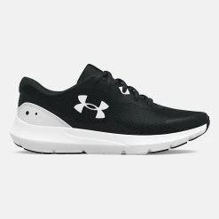 Under Armour VISUAL CUSHIONING UA BGS SURGE - Obuwie Do Biegania Treningowe - Black -Under Armour shop 7acf175d2e2a4346b194fff34c159c29