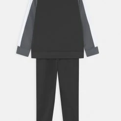 Under Armour SET - Dres - Black/white