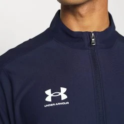 Under Armour CHALLENGER TRACK BLK - Kurtka Sportowa - Midnight Navy/white -Under Armour shop 8273cdd26ca94bd88a1f7ab465377d1c scaled