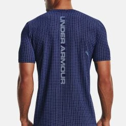 Under Armour SHORT SLEEVES UA SEAMLESS GRID SS - Koszulka Sportowa - Sonar Blue -Under Armour shop 8400b9ab45f24988bfe9259bf30dd1a9