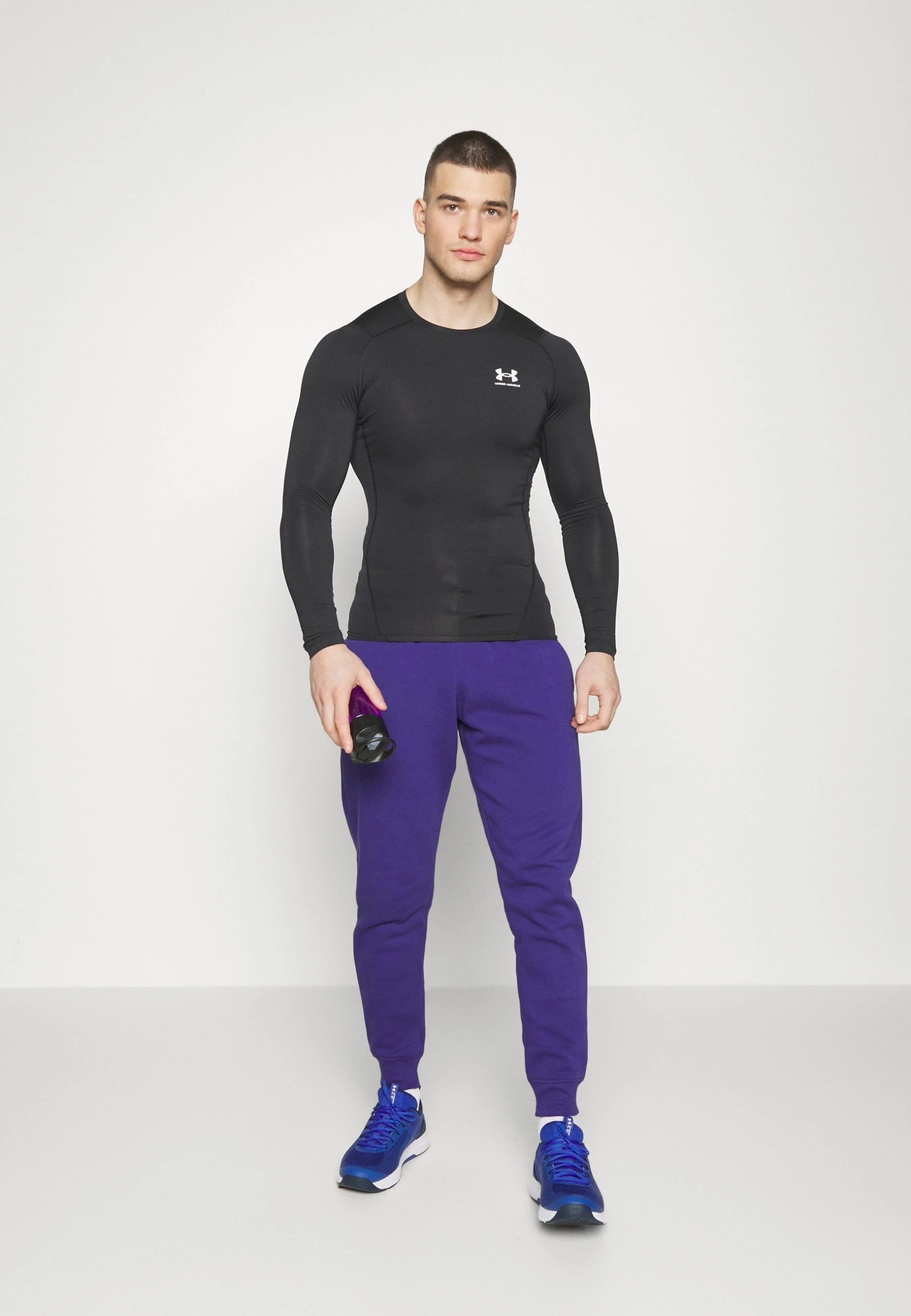 RIVAL JOGGERS - Spodnie treningowe - sonar blue/onyx white Under Armour RIVAL JOGGERS - Spodnie Treningowe - Sonar Blue/onyx White -Under Armour shop 8c36620271f14481bb3550967cc8c57c scaled