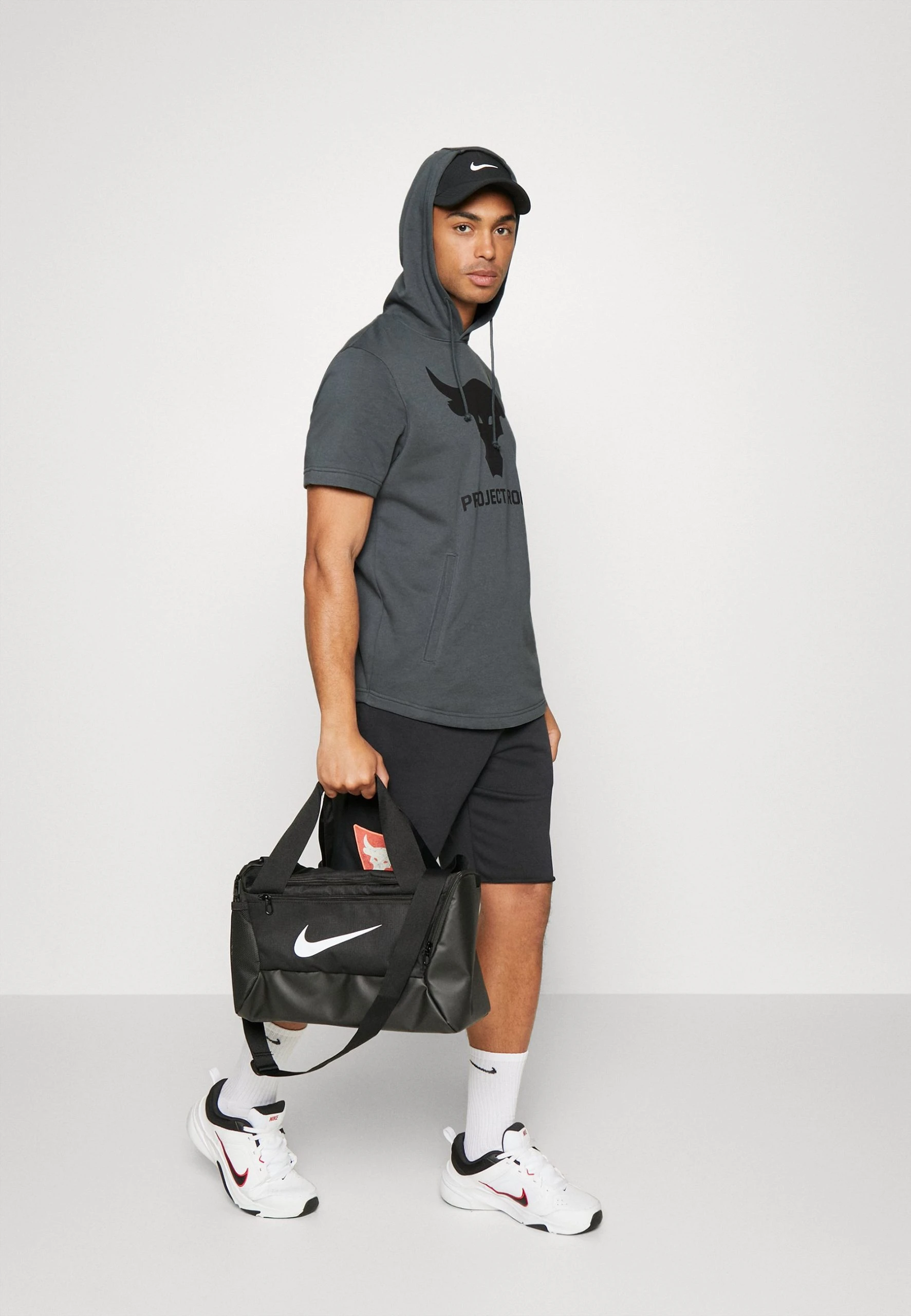 ROCK TERRY - T-shirt z nadrukiem - pitch gray/black Under Armour ROCK TERRY - T-shirt Z Nadrukiem - Pitch Gray/black -Under Armour shop 942431d86f3b45b2aa0d42a5954d88c4 scaled