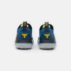 Under Armour PROJECT ROCK 4 - Obuwie Treningowe - Deep Sea/breaker Blue/field Yellow -Under Armour shop 958be4b4a0394950a19551be95911695 scaled