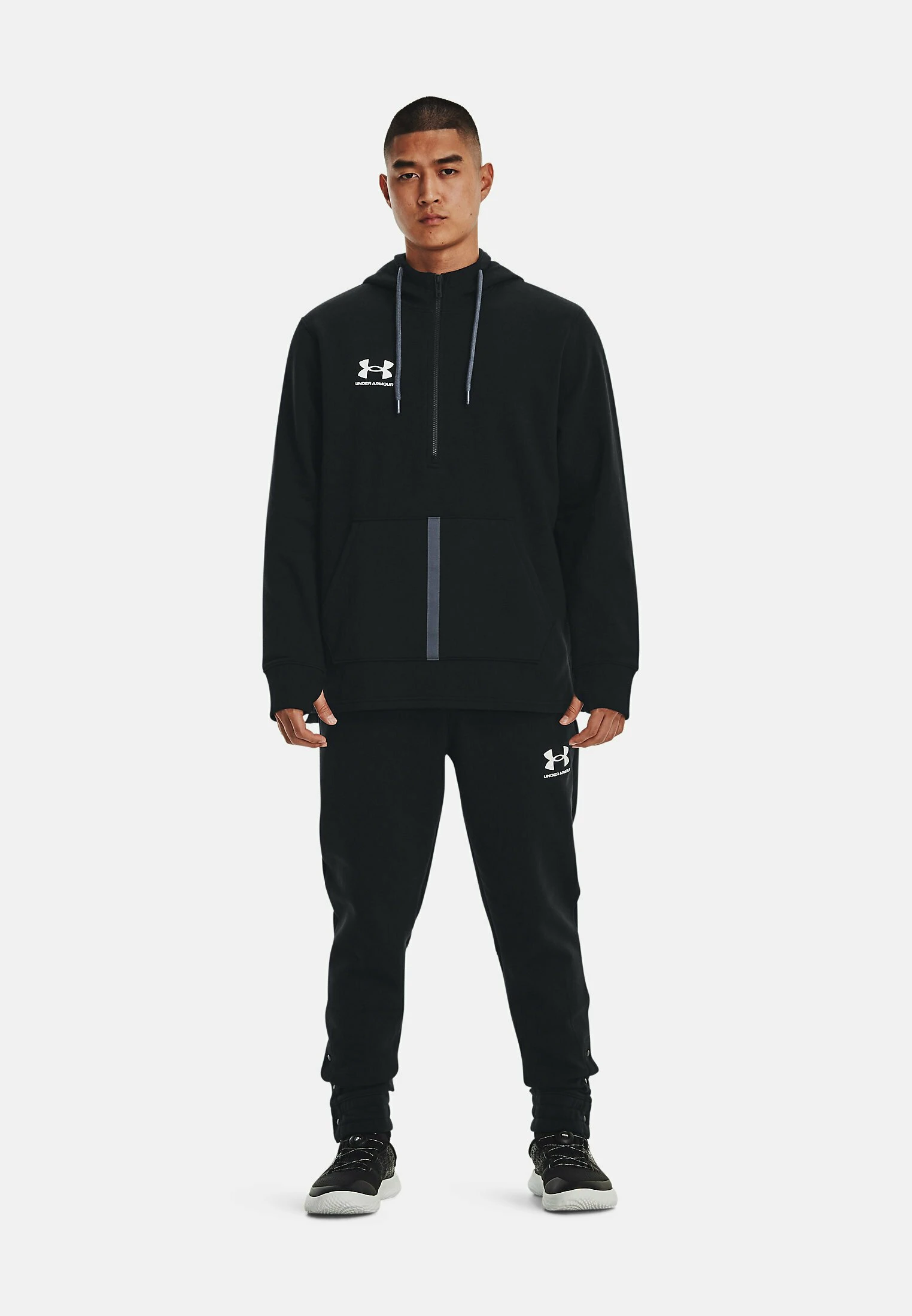 LONG SLEEVE ACCELERATE - Bluza z kapturem - black Under Armour LONG SLEEVE ACCELERATE - Bluza Z Kapturem - Black -Under Armour shop 96580c6538aa4db5b25889b457106254