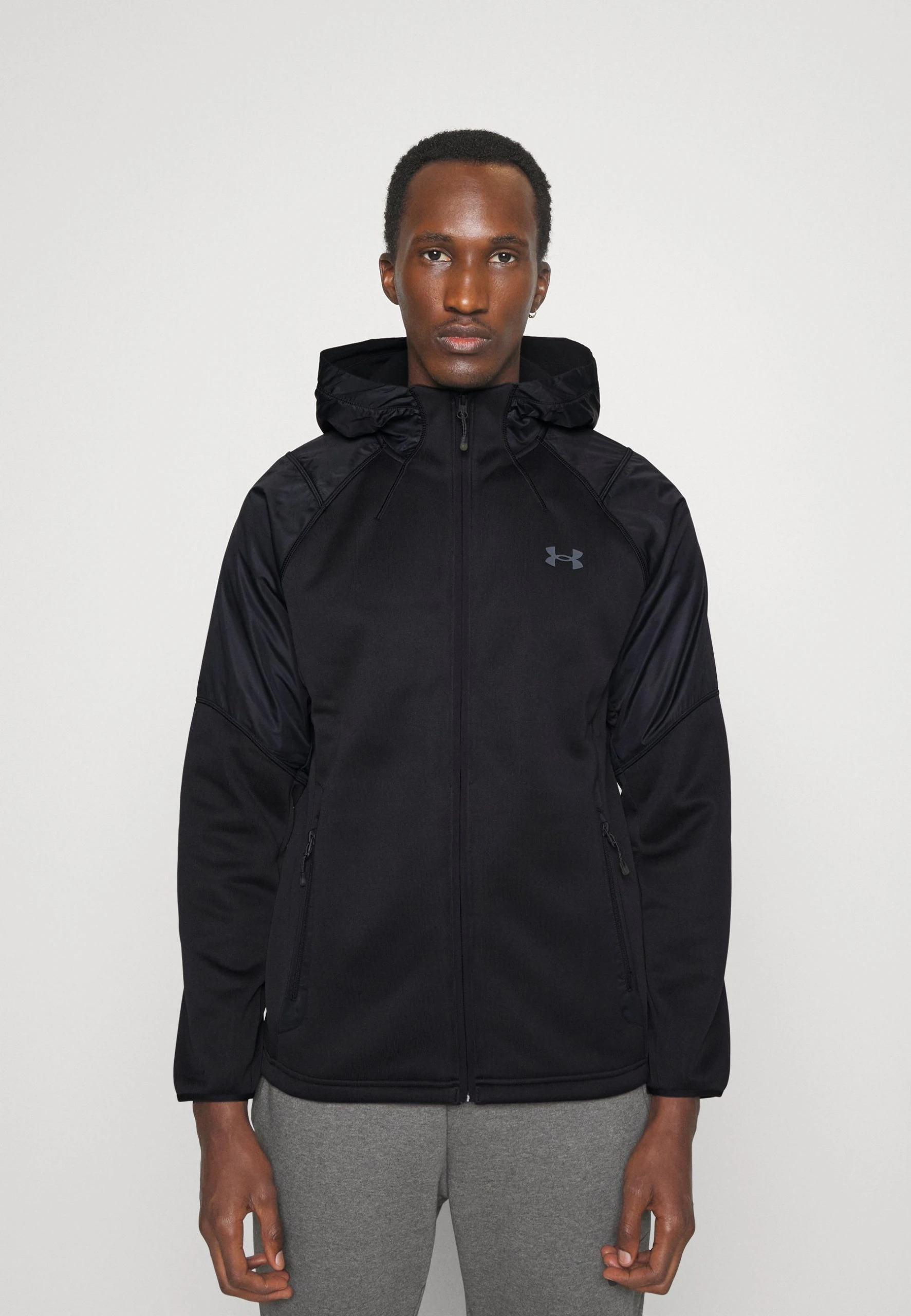 SWACKET - Kurtka sportowa - black/pitch gray Under Armour SWACKET - Kurtka Sportowa - Black/pitch Gray -Under Armour shop 9a8e728975d049d18bf6875ad02eee88 scaled