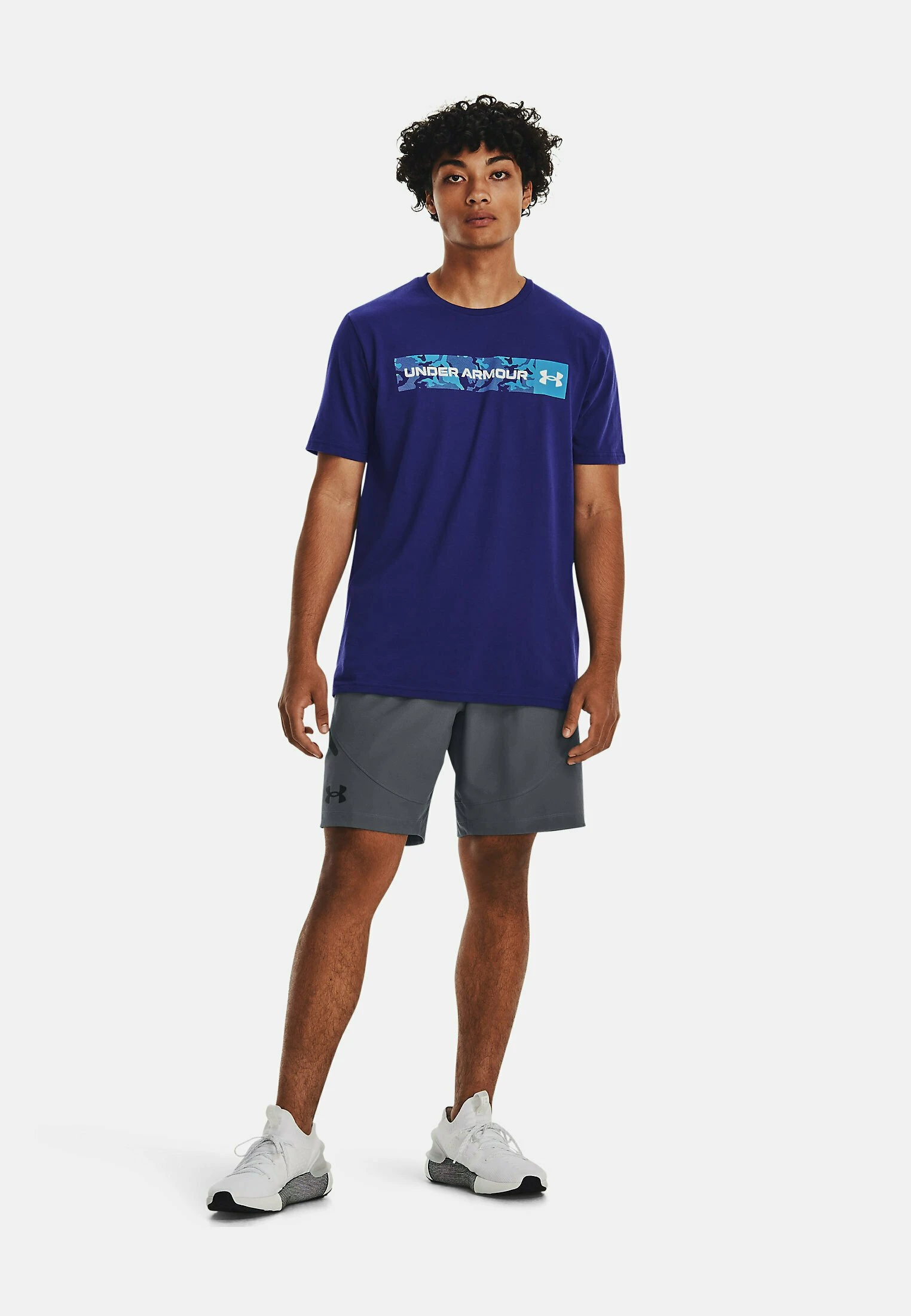 Under Armour SHORT SLEEVE CAMO CHEST STRIPE - Koszulka Sportowa - Sonar Blue 2 Under Armour SHORT SLEEVE CAMO CHEST STRIPE - Koszulka Sportowa - Sonar Blue - obrazek 2